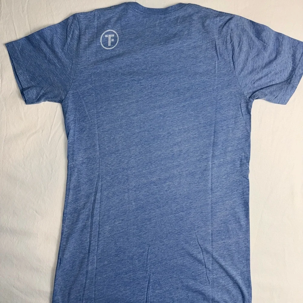 Men's Short-Sleeve Tri-Blend Tank Farm Graphic Tee Size Medium - Picture 2 of 3
